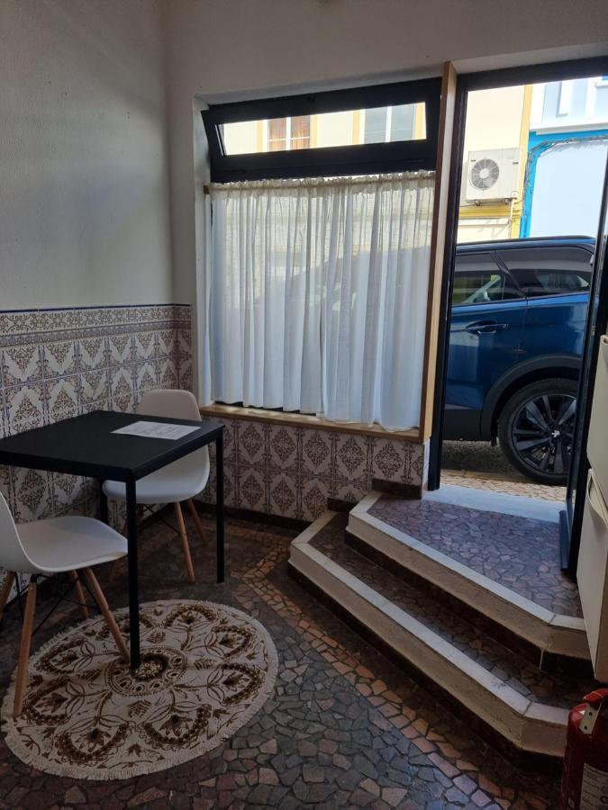 Central Studio אלבור מראה חיצוני תמונה